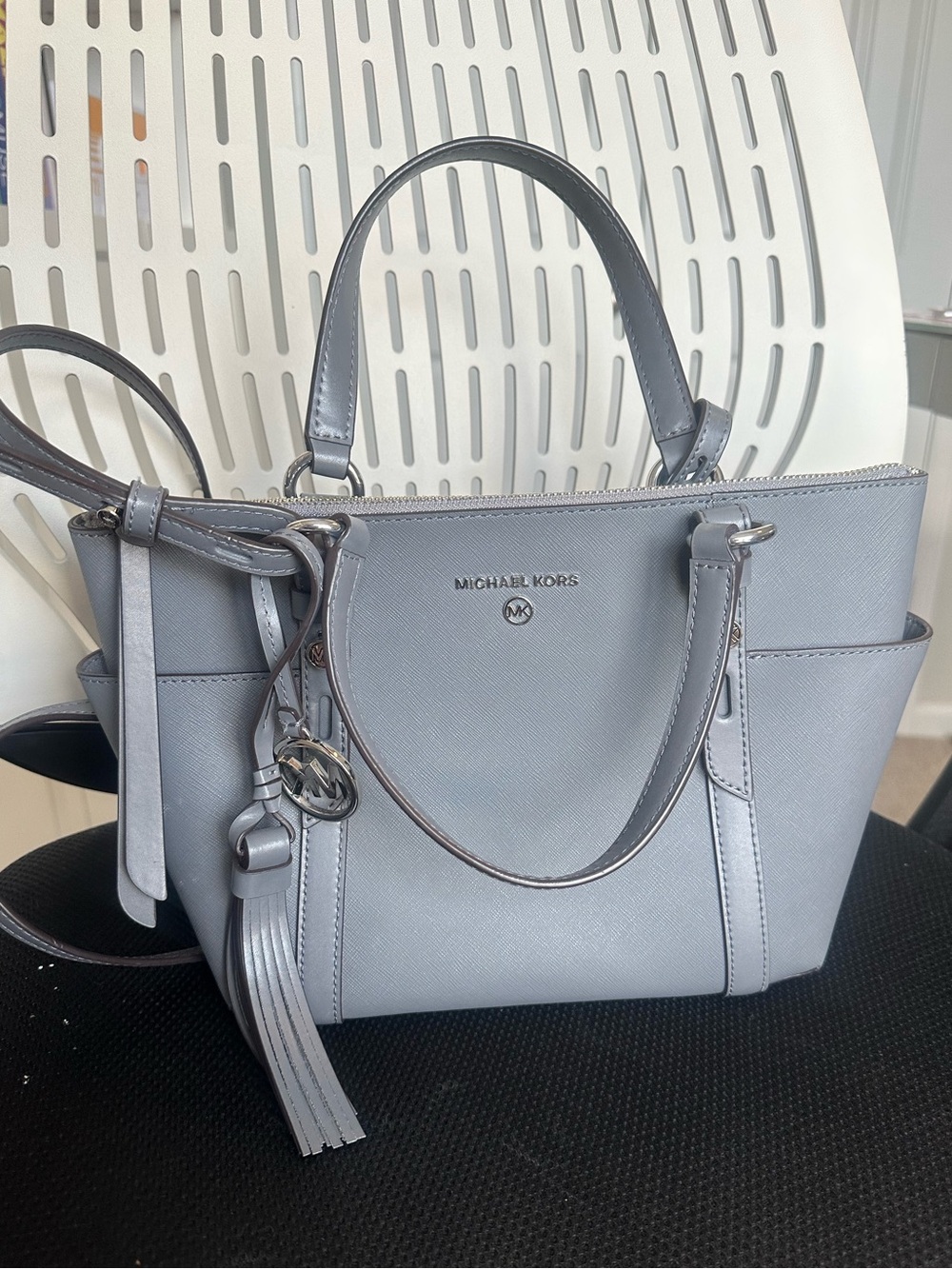 Michael Kors Solid Saffiano Leather Tote Bag Dark Grey - Picture 8 of 8